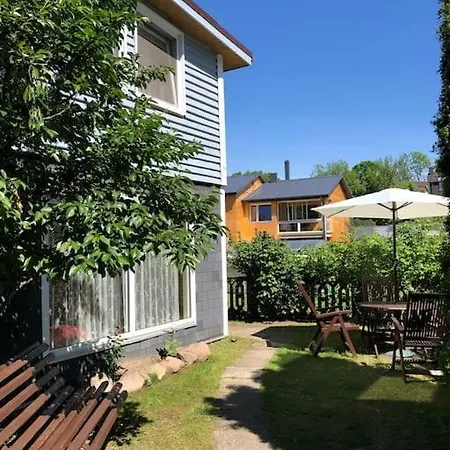 Perfectly Located Summerhouse